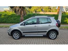 VOLKSWAGEN - CROSSFOX - 2012/2013 - Prata - R$ 44.900,00