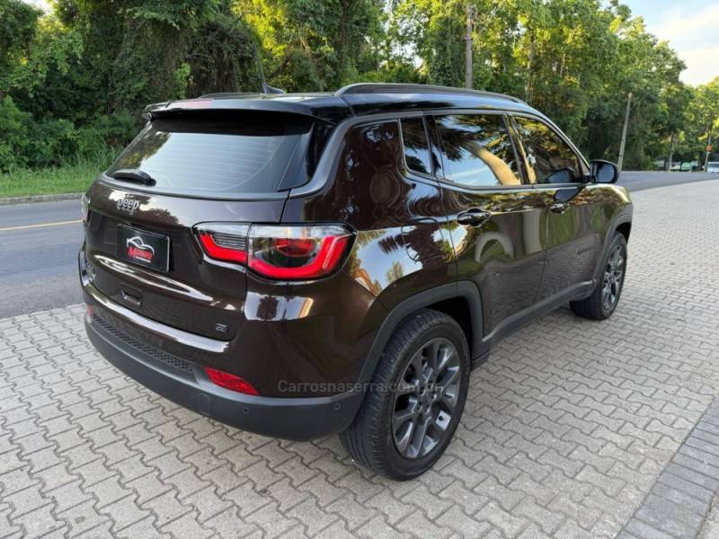 JEEP - COMPASS - 2020/2021 - Marrom - R$ 117.900,00