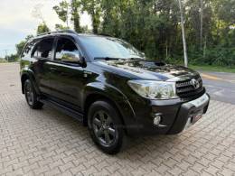 TOYOTA - HILUX SW4 - 2010/2010 - Preta - R$ 116.900,00