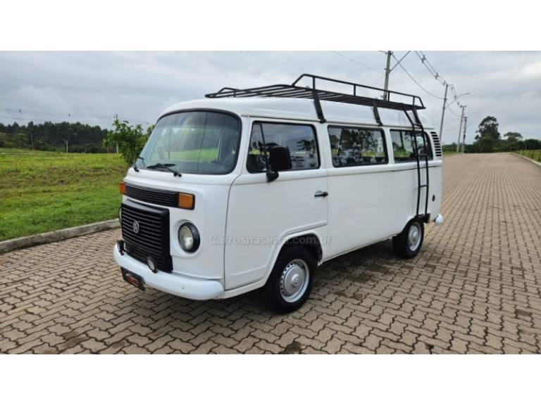 VOLKSWAGEN - KOMBI - 2007/2007 - Branca - R$ 45.900,00