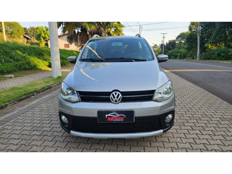VOLKSWAGEN - CROSSFOX - 2012/2013 - Prata - R$ 44.900,00