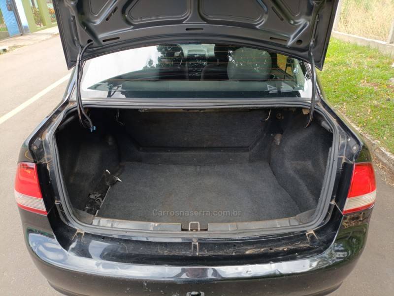 CHEVROLET - CLASSIC - 2012/2012 - Preta - R$ 28.900,00