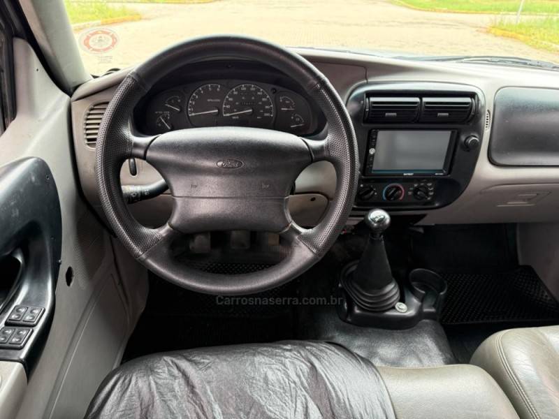 FORD - RANGER - 1998/1998 - Cinza - R$ 27.900,00