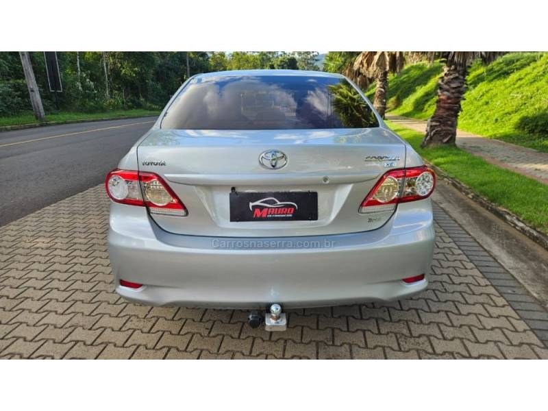 TOYOTA - COROLLA - 2012/2013 - Prata - R$ 70.500,00
