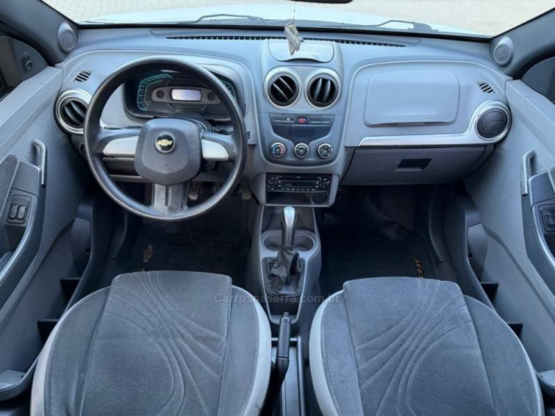 CHEVROLET - AGILE - 2010/2011 - Branca - R$ 37.900,00