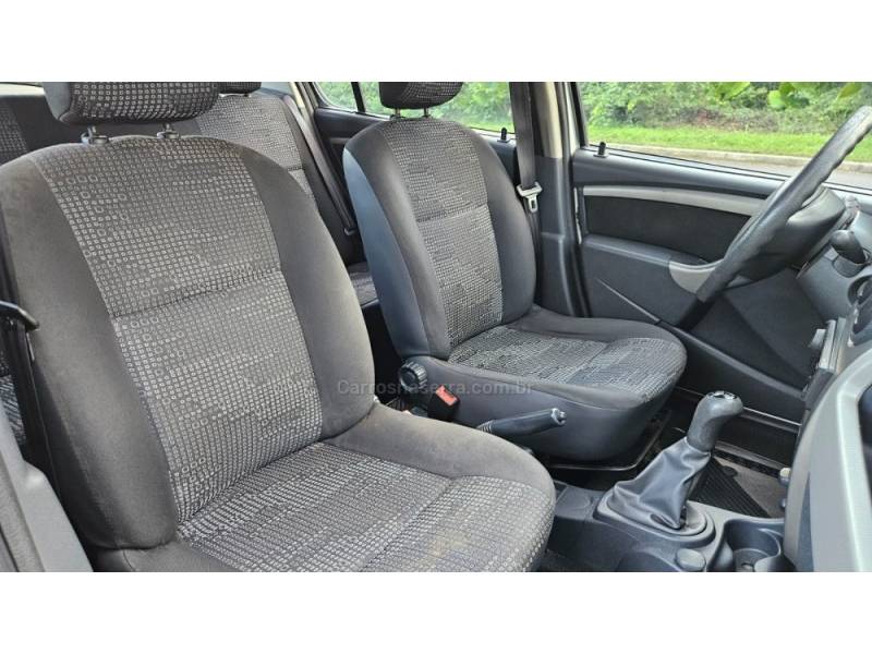 RENAULT - SANDERO - 2008/2009 - Prata - R$ 27.500,00