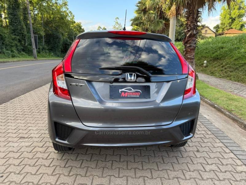HONDA - FIT - 2017/2017 - Cinza - R$ 76.900,00