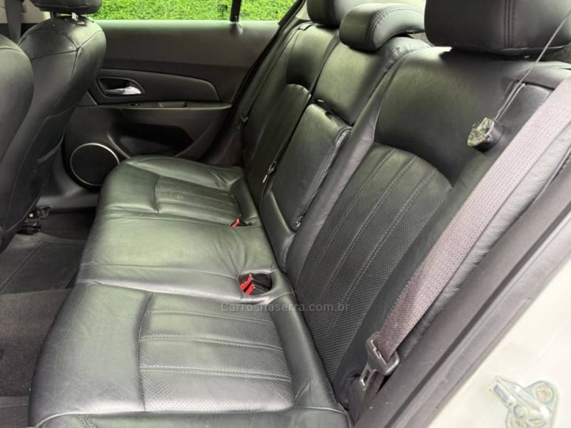 CHEVROLET - CRUZE - 2013/2014 - Branca - R$ 59.900,00