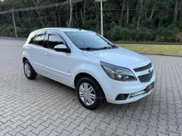 CHEVROLET - AGILE - 2010/2011 - Branca - R$ 37.900,00