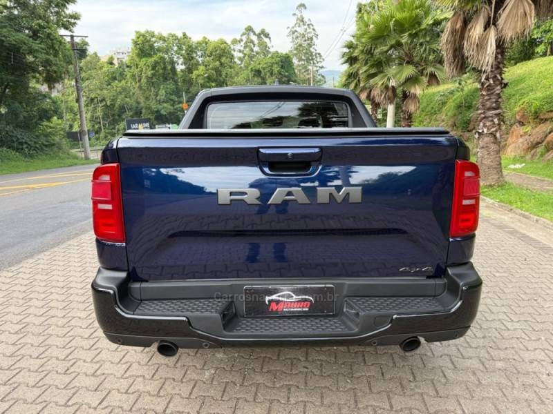 RAM - RAMPAGE - 2025/2025 - Azul - R$ 238.000,00