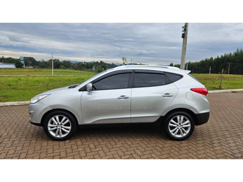 HYUNDAI - IX35 - 2011/2012 - Prata - R$ 64.900,00