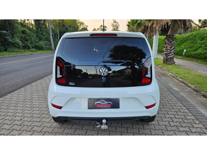 VOLKSWAGEN - UP - 2019/2020 - Branca - R$ 64.000,00