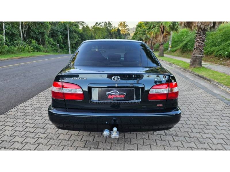 TOYOTA - COROLLA - 1999/1999 - Verde - R$ 25.900,00