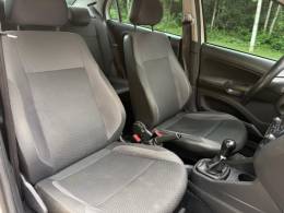 VOLKSWAGEN - VOYAGE - 2020/2021 - Branca - R$ 53.900,00