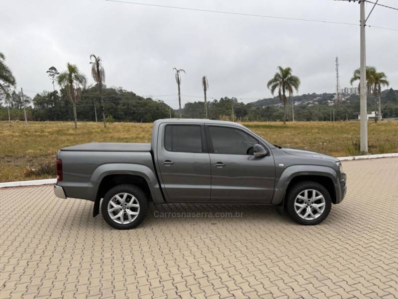 VOLKSWAGEN - AMAROK - 2019/2019 - Cinza - R$ 149.900,00