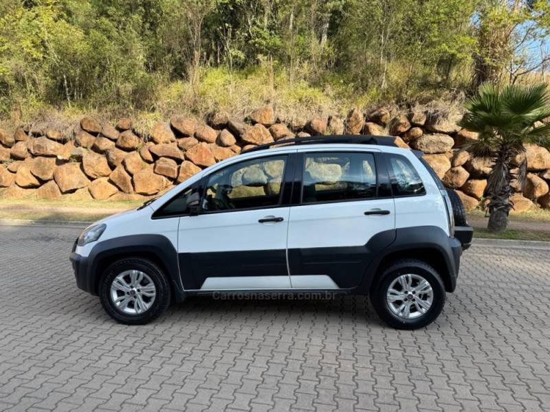 FIAT - IDEA - 2013/2013 - Branca - R$ 36.900,00