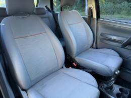 VOLKSWAGEN - FOX - 2007/2008 - Preta - R$ 31.900,00