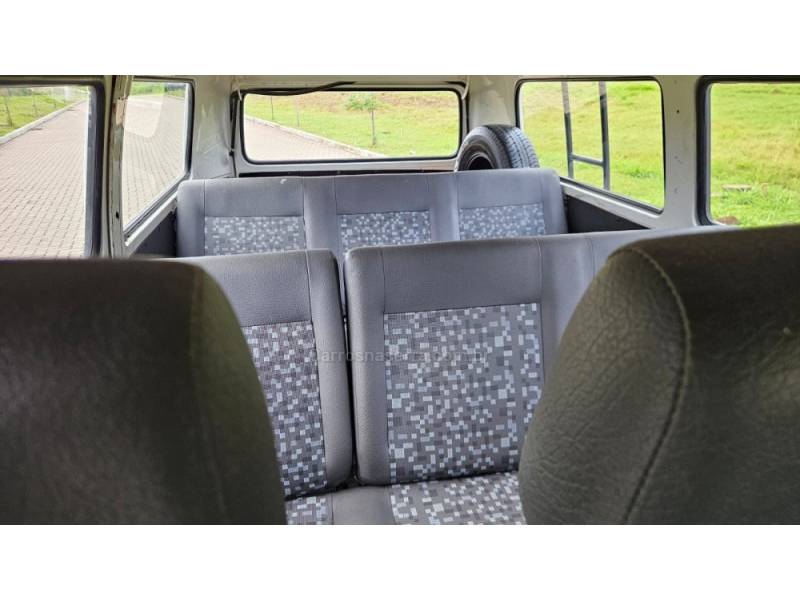 VOLKSWAGEN - KOMBI - 2007/2007 - Branca - R$ 45.900,00