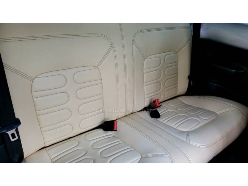 VOLKSWAGEN - NEW BEETLE - 2008/2008 - Prata - R$ 42.900,00