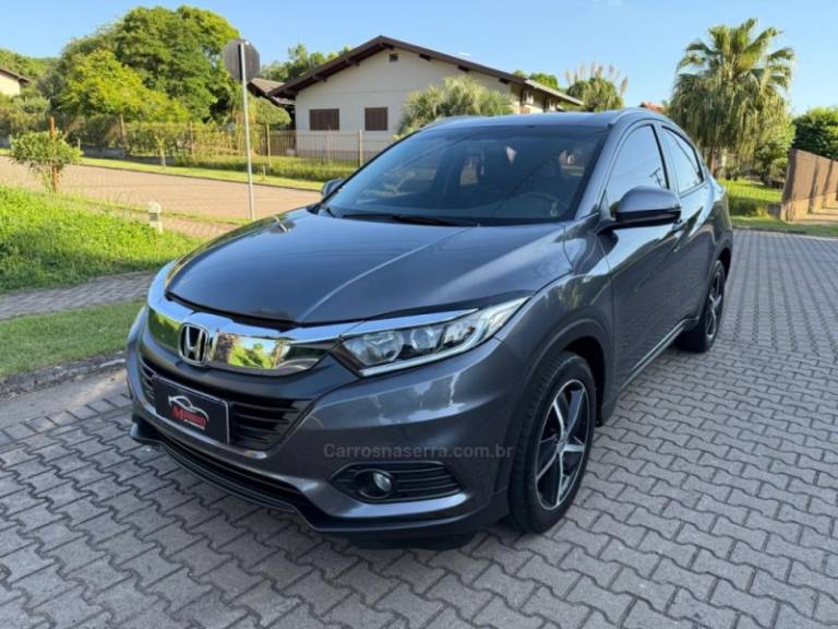 HONDA - HR-V - 2021/2021 - Cinza - R$ 124.900,00