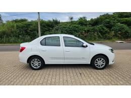 RENAULT - LOGAN - 2017/2018 - Branca - R$ 45.900,00
