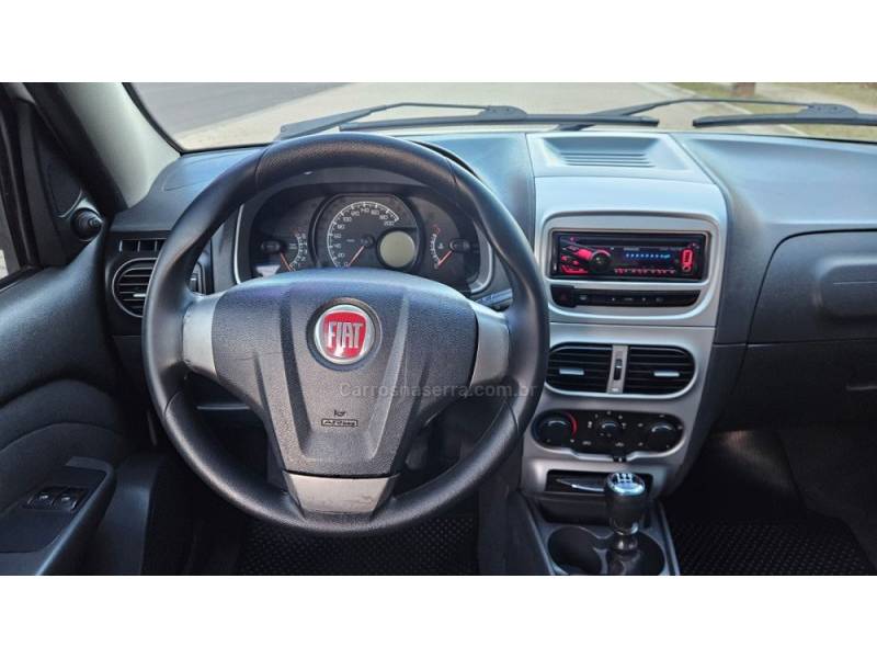 FIAT - PALIO - 2006/2007 - Branca - R$ 39.900,00