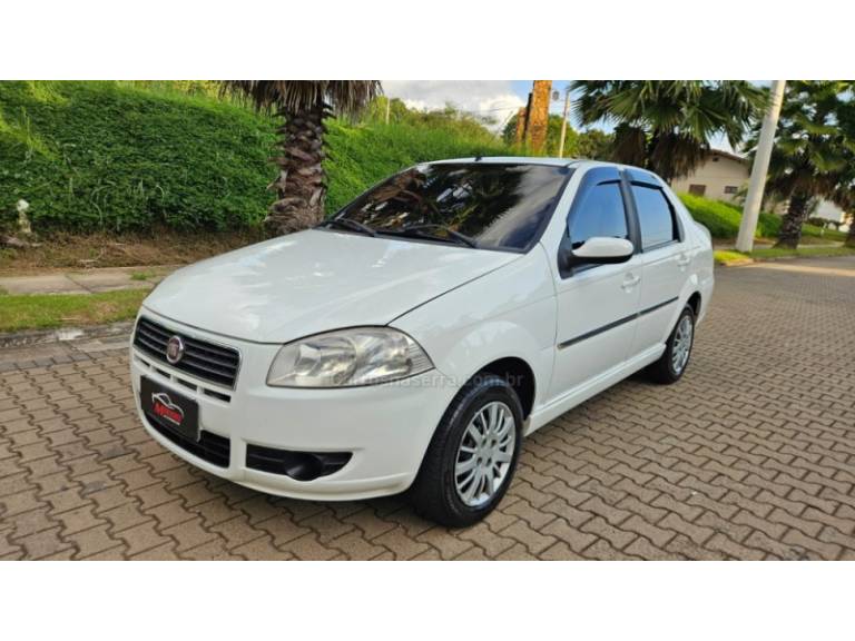 FIAT - SIENA - 2010/2010 - Branca - R$ 27.900,00