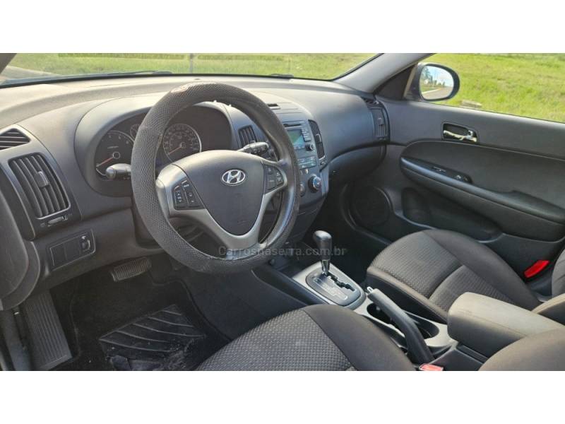 HYUNDAI - I30 - 2009/2010 - Preta - R$ 46.500,00