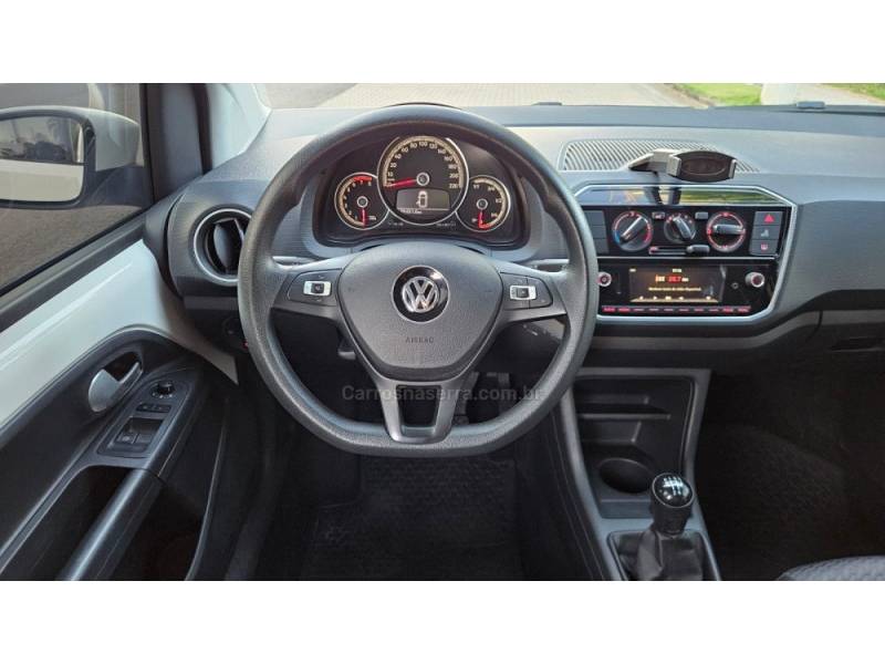 VOLKSWAGEN - UP - 2019/2020 - Branca - R$ 64.000,00