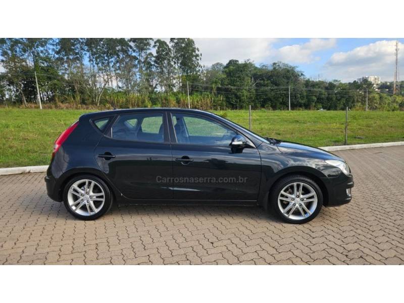 HYUNDAI - I30 - 2009/2010 - Preta - R$ 46.500,00