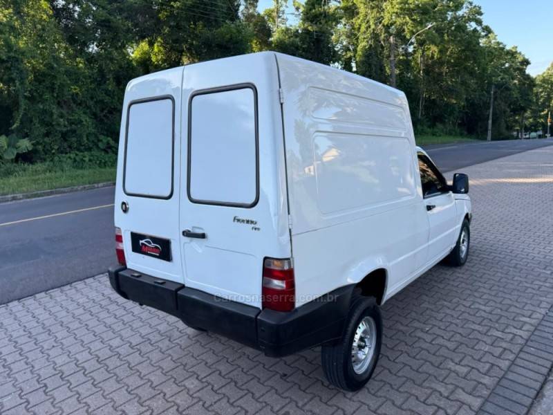 FIAT - FIORINO - 2006/2006 - Branca - R$ 30.900,00