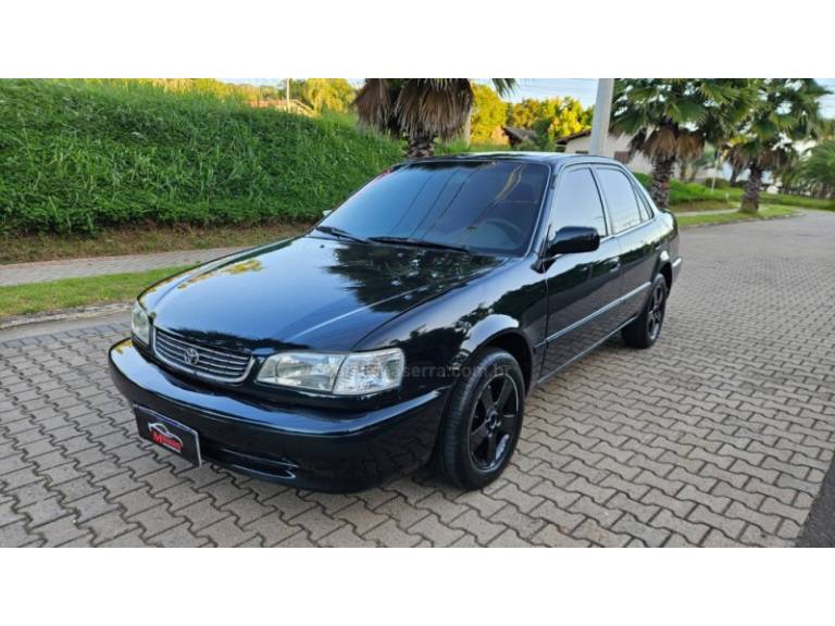 TOYOTA - COROLLA - 1999/1999 - Verde - R$ 25.900,00
