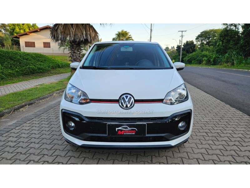 VOLKSWAGEN - UP - 2019/2020 - Branca - R$ 64.000,00