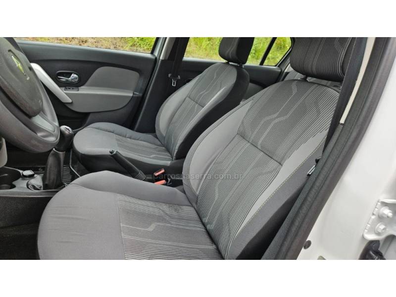 RENAULT - LOGAN - 2017/2018 - Branca - R$ 45.900,00