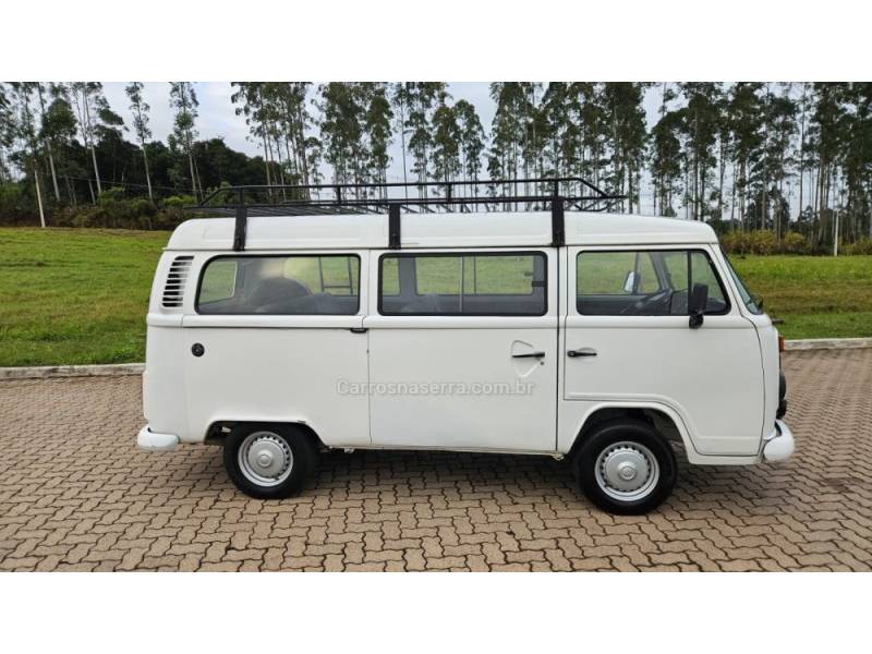 VOLKSWAGEN - KOMBI - 2007/2007 - Branca - R$ 45.900,00