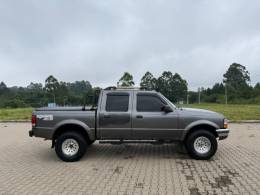 FORD - RANGER - 1998/1998 - Cinza - R$ 27.900,00