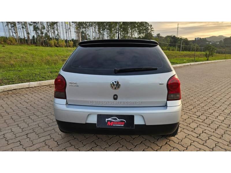 VOLKSWAGEN - GOL - 2007/2008 - Prata - R$ 29.900,00