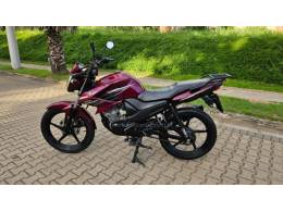 YAMAHA - FAZER - 2016/2016 - Vermelha - R$ 12.300,00
