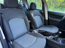 PEUGEOT - 207 - 2011/2012 - Prata - R$ 21.900,00