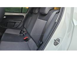 VOLKSWAGEN - UP - 2019/2020 - Branca - R$ 64.000,00
