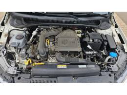 VOLKSWAGEN - POLO - 2021/2022 - Branca - R$ 94.900,00