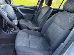 RENAULT - SANDERO - 2009/2010 - Prata - R$ 30.900,00