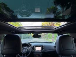 JEEP - COMPASS - 2020/2021 - Marrom - R$ 117.900,00