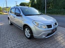 RENAULT - SANDERO - 2009/2010 - Prata - R$ 30.900,00