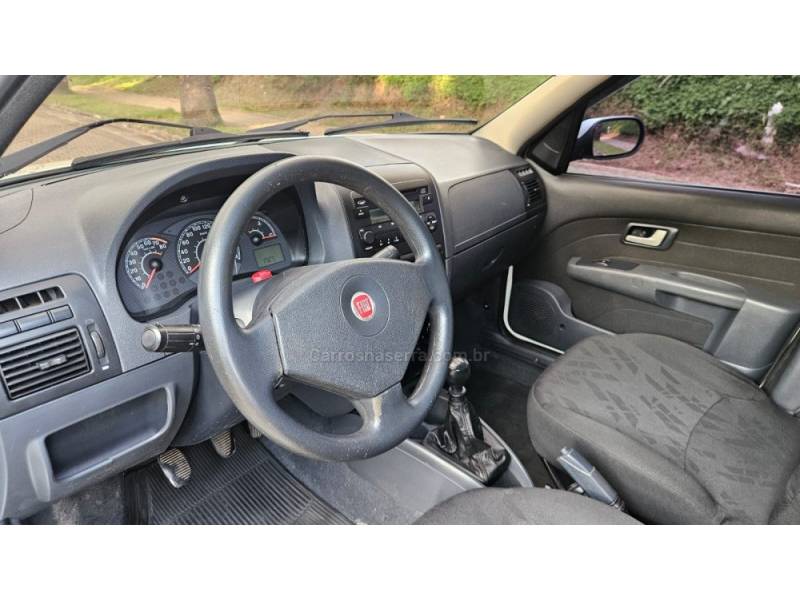 FIAT - SIENA - 2010/2010 - Branca - R$ 27.900,00