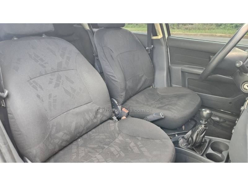 FIAT - SIENA - 2010/2010 - Branca - R$ 27.900,00
