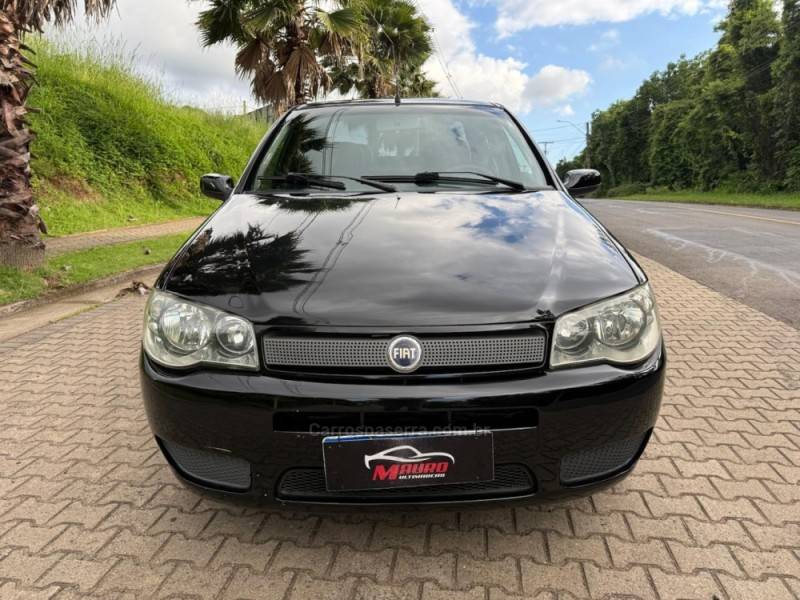 FIAT - SIENA - 2007/2008 - Preta - R$ 24.900,00