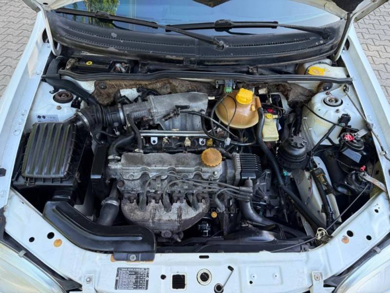 CHEVROLET - CORSA - 1996/1996 - Branca - R$ 13.900,00