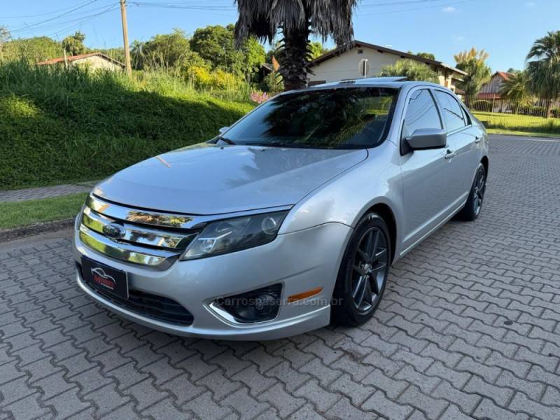 FORD - FUSION - 2010/2010 - Prata - R$ 43.900,00