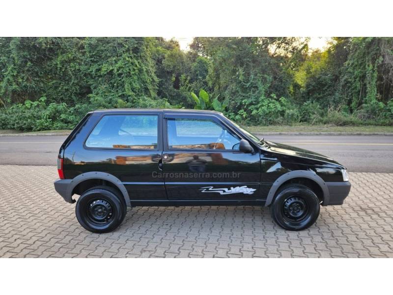 FIAT - UNO - 2013/2013 - Preta - R$ 24.900,00